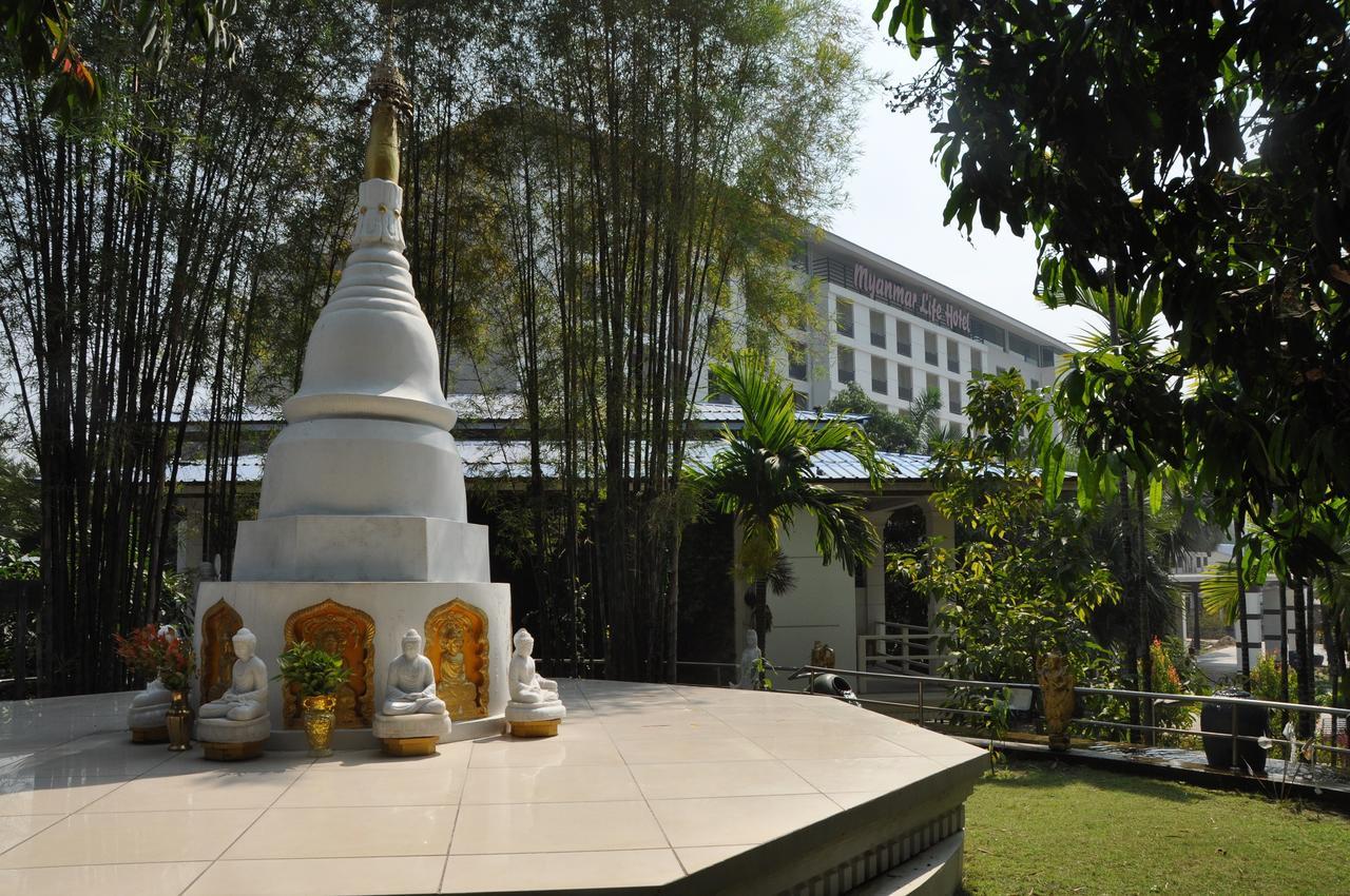 Akore Myanmar Life Hotel Янгон Екстер'єр фото