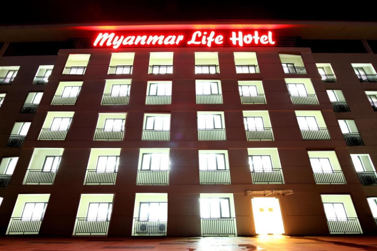 Akore Myanmar Life Hotel Янгон Екстер'єр фото