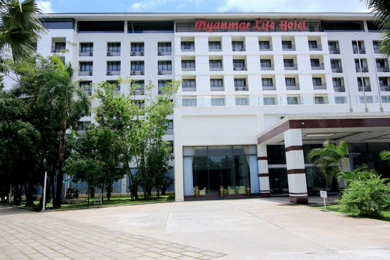 Akore Myanmar Life Hotel Янгон Екстер'єр фото